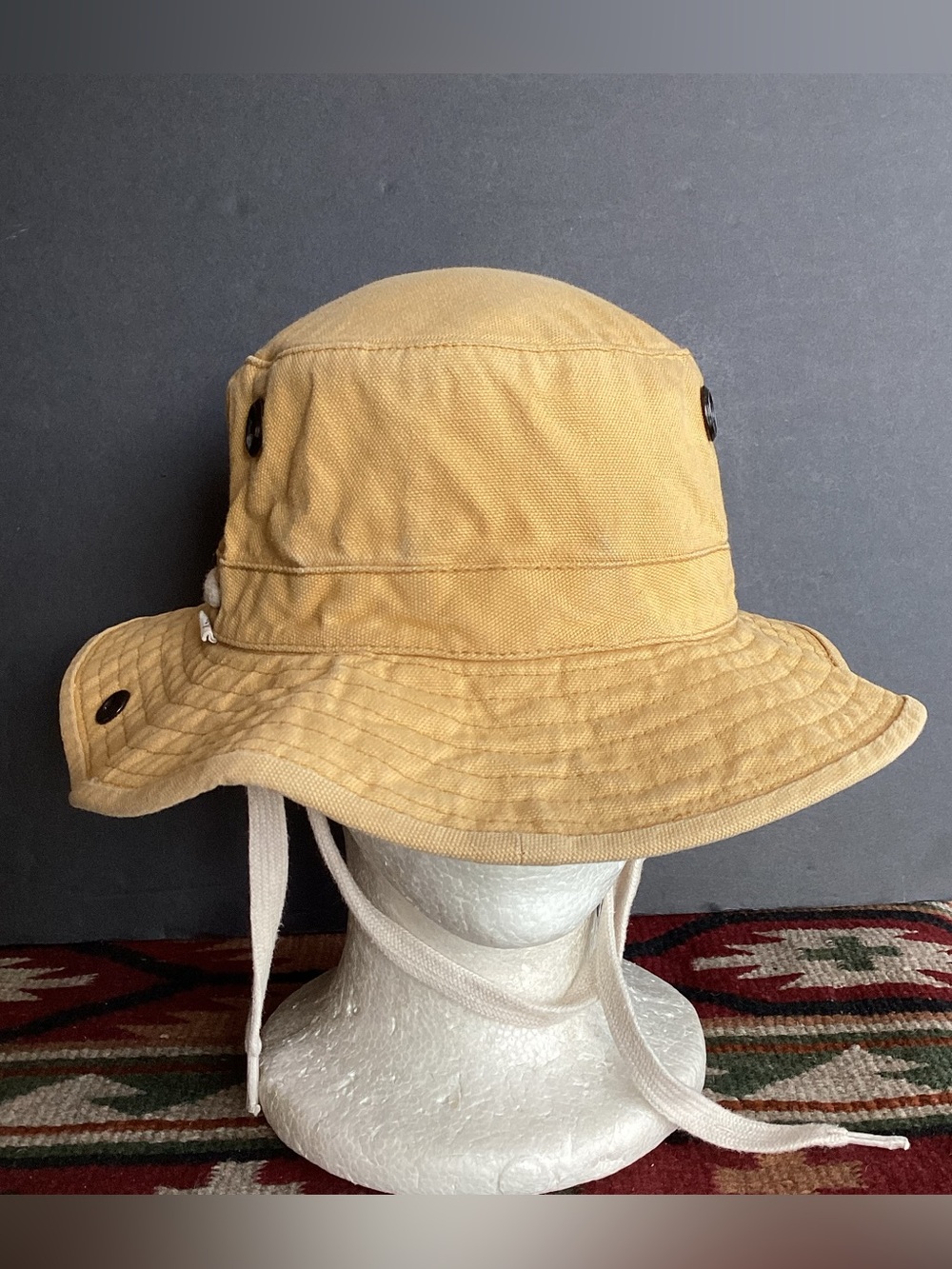The Tilley Hat T3 wanderer canvas hat women’s size 7